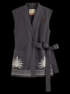 BELTED GILET WITH PALM EMBROIDERY