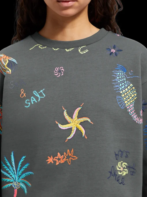 BOXY FIT EMBROIDERED SWEATSHIRT