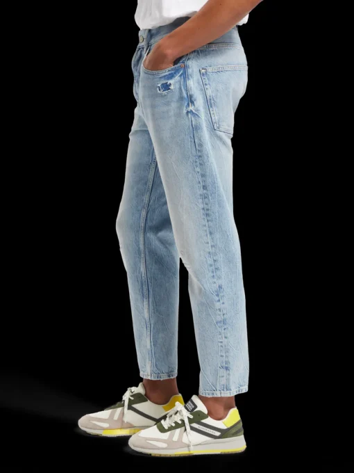 Dean loose taper jeans  free hand