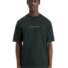 Essential - logo front chest t-shirt