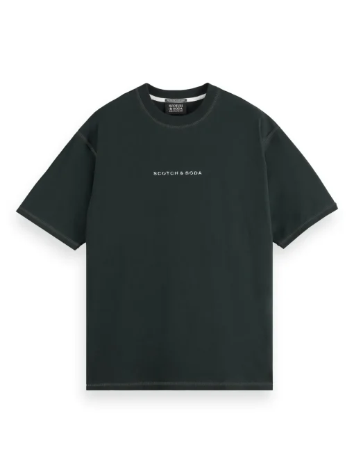 Essential - logo front chest t-shirt
