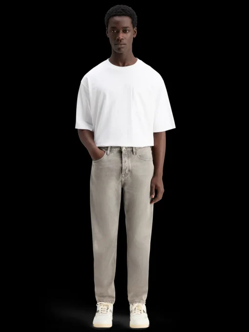 Essential DEAN LOOSE TAPERED JEANS GREY ROAD