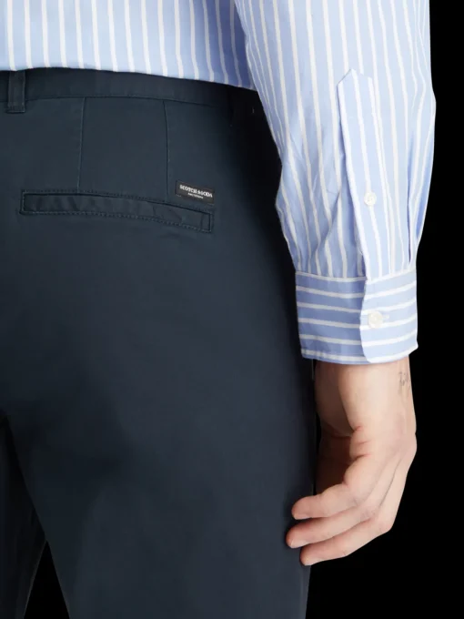 Essential Mott cotton-blend twill chino
