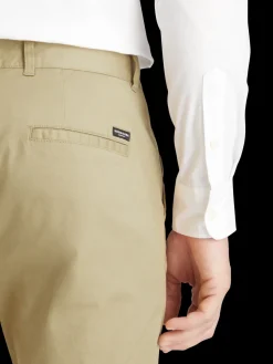 Essential Mott cotton-blend twill chino
