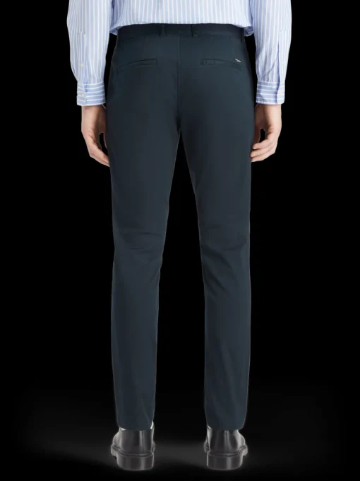 Essential Mott cotton-blend twill chino