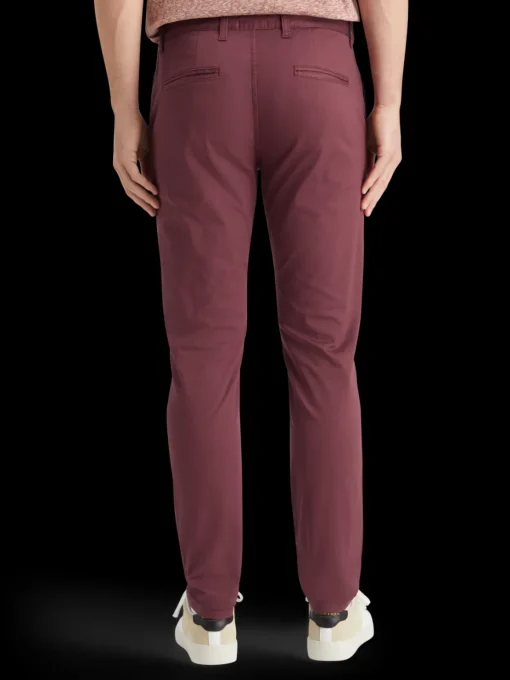 Essential mott- stretch cotton chino