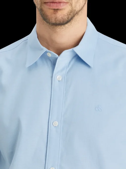 Essential Regular fit Oxford solid shirt