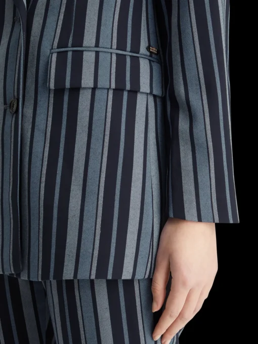 Fitted double breasted striped blazer