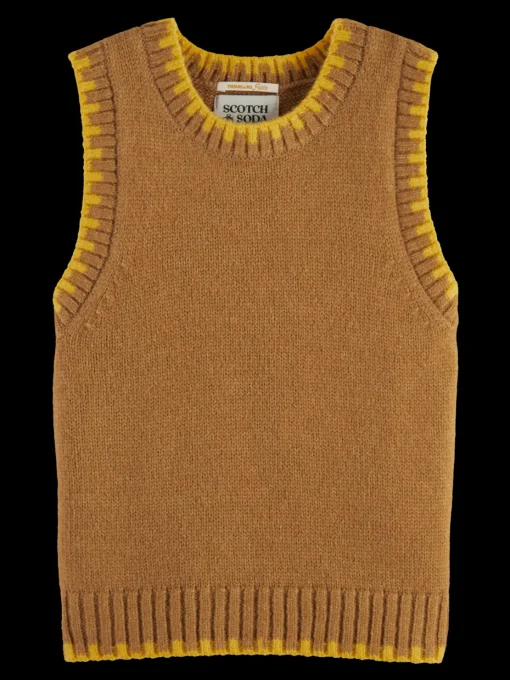 FLUFFY BLANKET STITCH VEST