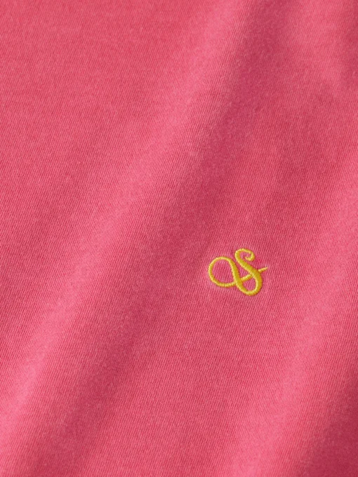 Garment dye logo crew t-shirt