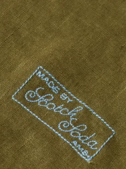Linen shirt with roll-up