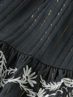 MYSTIC EMBROIDERY SKIRT