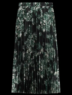 Pleated skirt