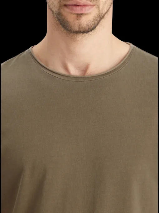 Relaxed fit raw edge t-shirt
