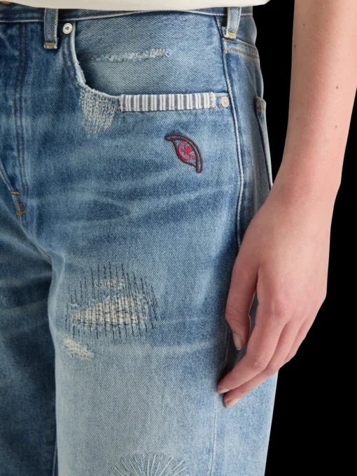 THE BUZZ SLIM BOYFRIEND JEANS  PLAYLIST