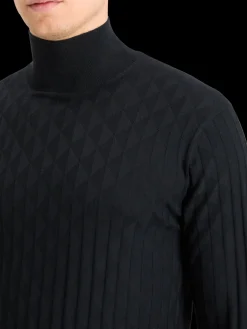 TURTLE NECK REGULAR FIT RELIEF STITCH SWEATER
