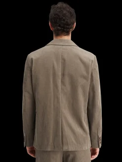Unconstructed relaxed 3-button corduroy blazer