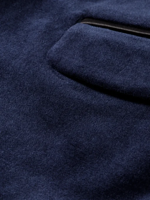 VELVET BLAZER