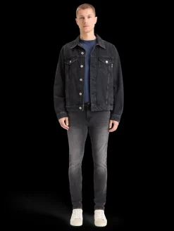 WASHED BLACK DENIM TRUCKER JACKET